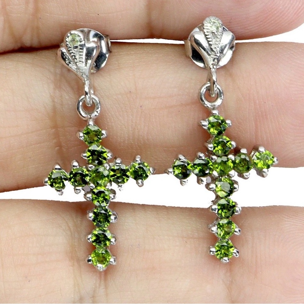 Elegant Chrome Diopside w/ Peridot accent Cross earrings in 925 Sterling Silver